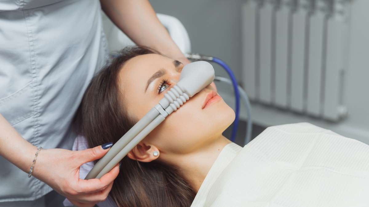 Sakarya diş kliniğinde diş hekimi korkusu olan hastalar için uygulanan bilinçli sedasyon maskesi